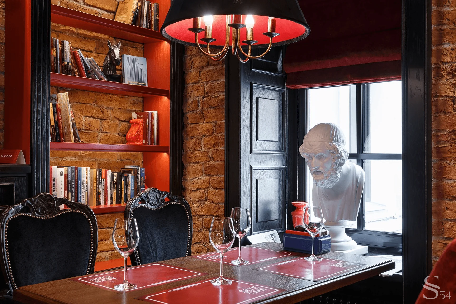 Interior design project of Symposium restaurant in classic style by Studia 54